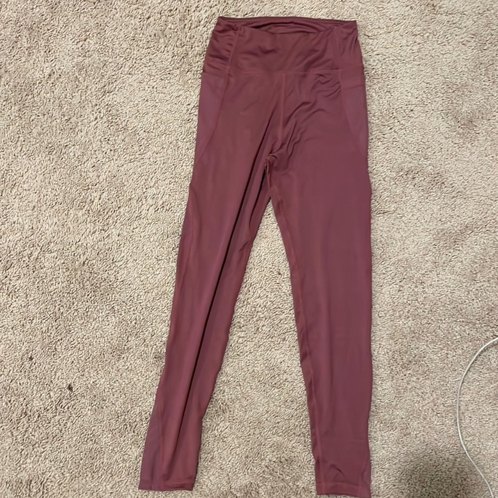 Never before worn magenta legging! Super cute